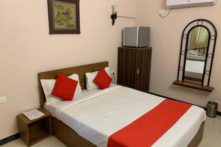 Pan Hill Hotel