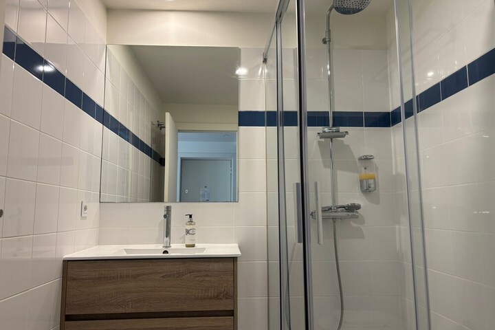 Room 188 of 287