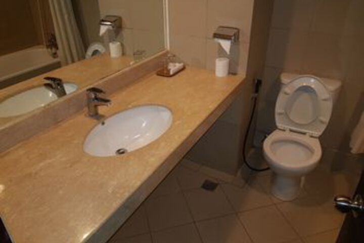 Room 3 of 31