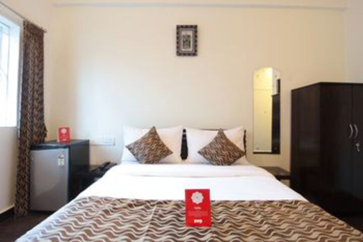 Room 8 of 20