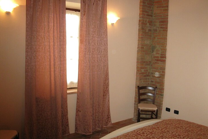 Room 20 of 186