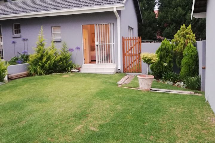 Property Grounds 37 of 51