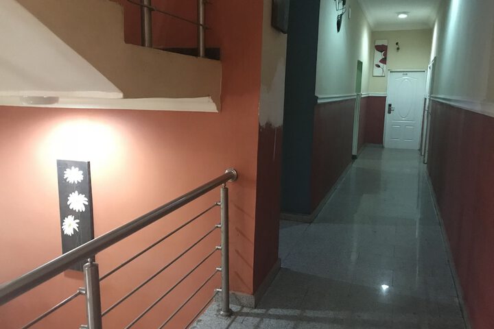Ballroom/Hall 27 of 29