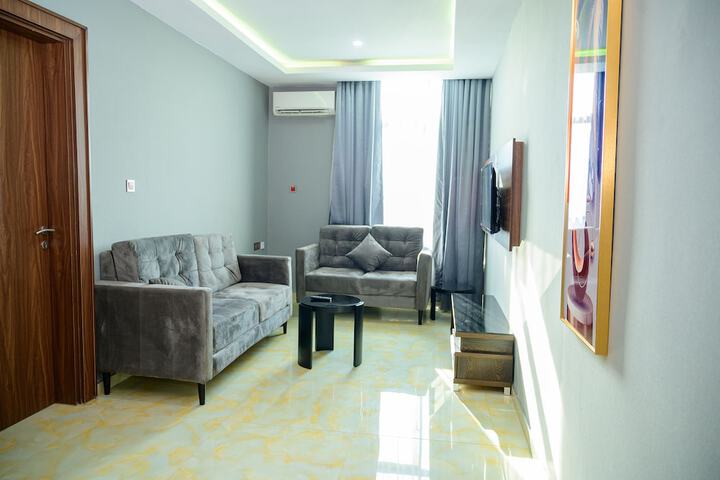 Room 44 of 166