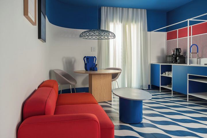 Room 36 of 85