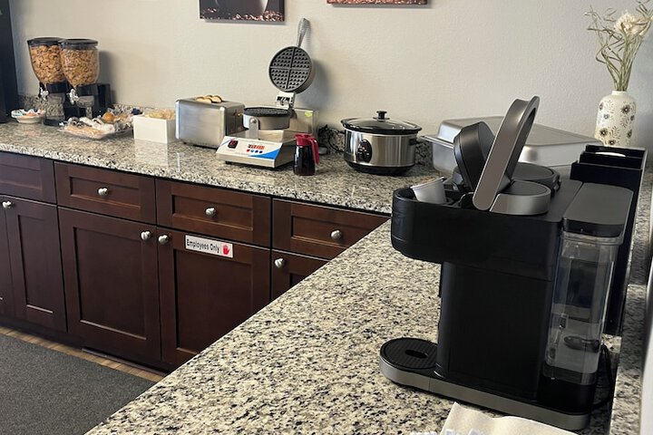 Breakfast/Coffee Service 23 of 24