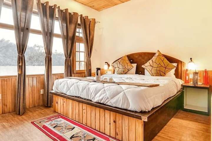 Room 2 of 17