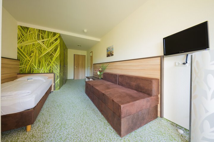 Room 18 of 44