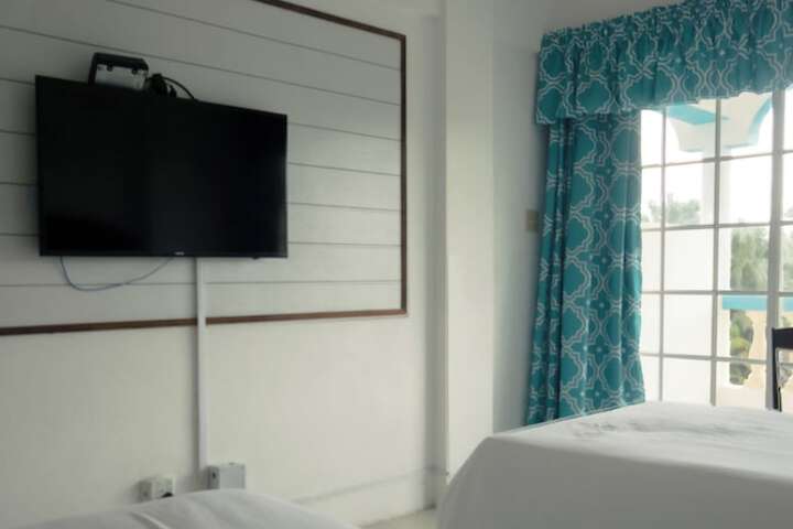 Room 45 of 95