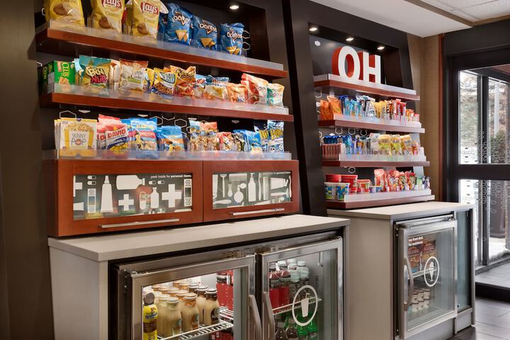 Snack bar