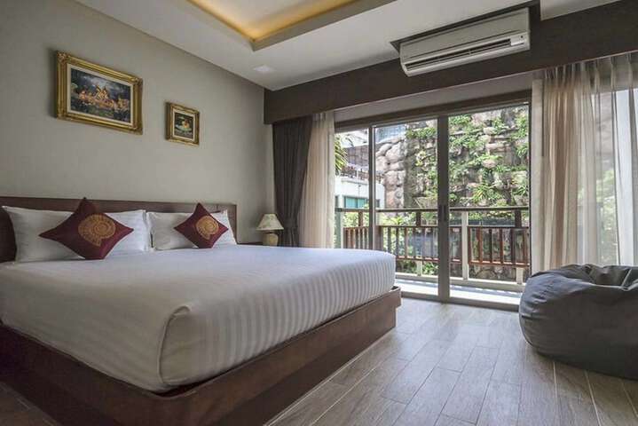 Room 14 of 67