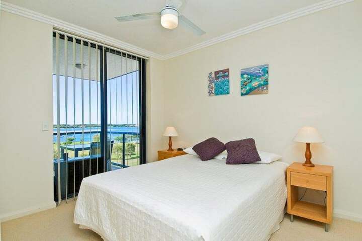 Room 10 of 65