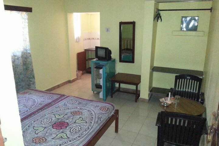 Room 16 of 31