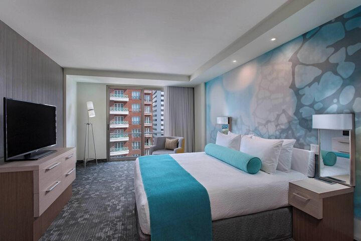 Room 9 of 47