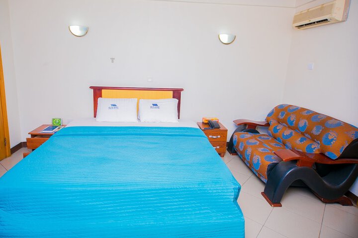 Room 3 of 18