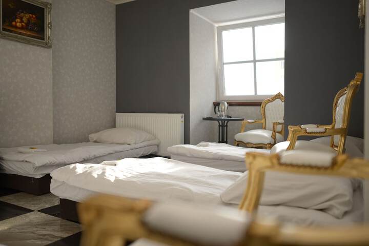 Room 14 of 57