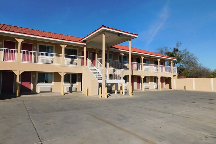 Hotel 12 of 17