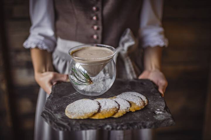 Breakfast/Coffee Service 111 of 142