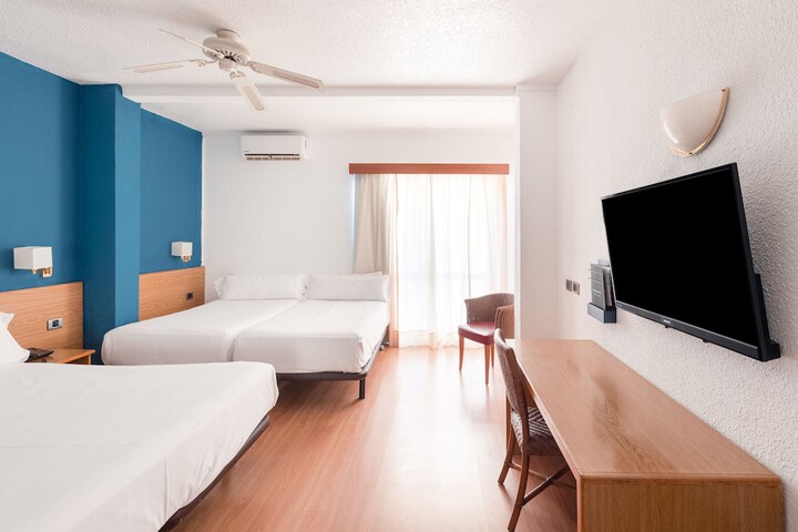 Room 11 of 78