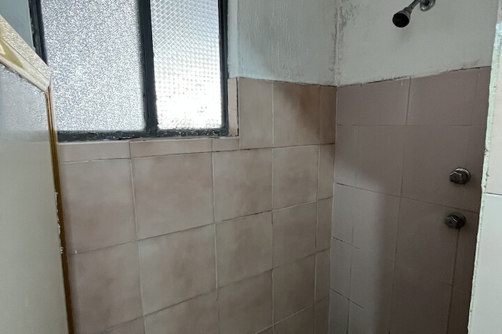Room 18 of 21