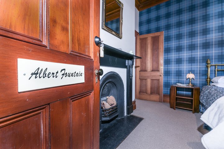 Room 20 of 44
