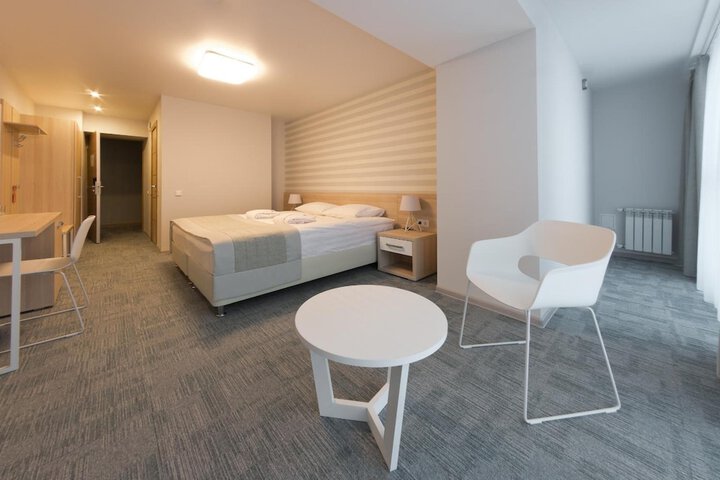 Room 22 of 57