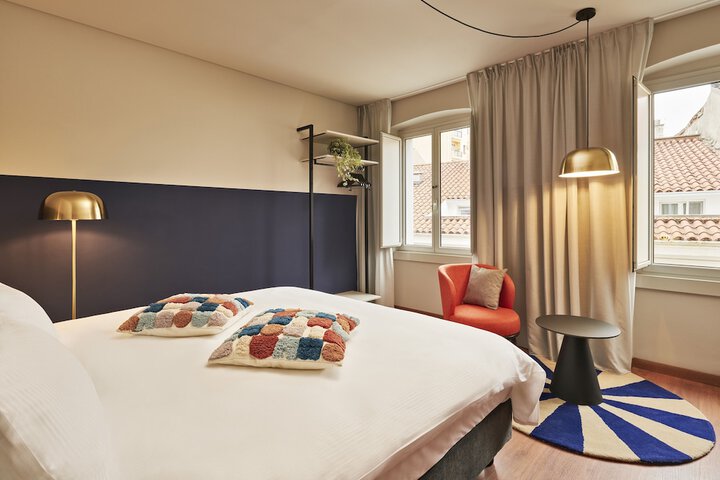 Room 7 of 45