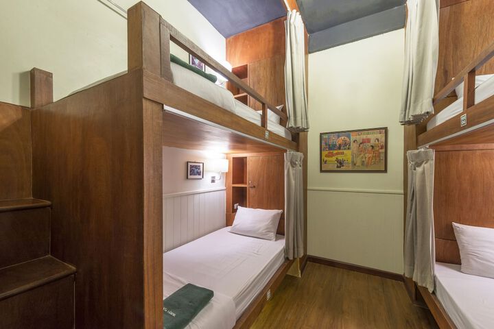 Room 17 of 61