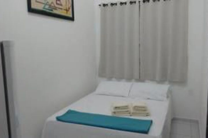 Room 9 of 40