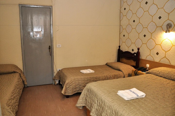Room 12 of 47