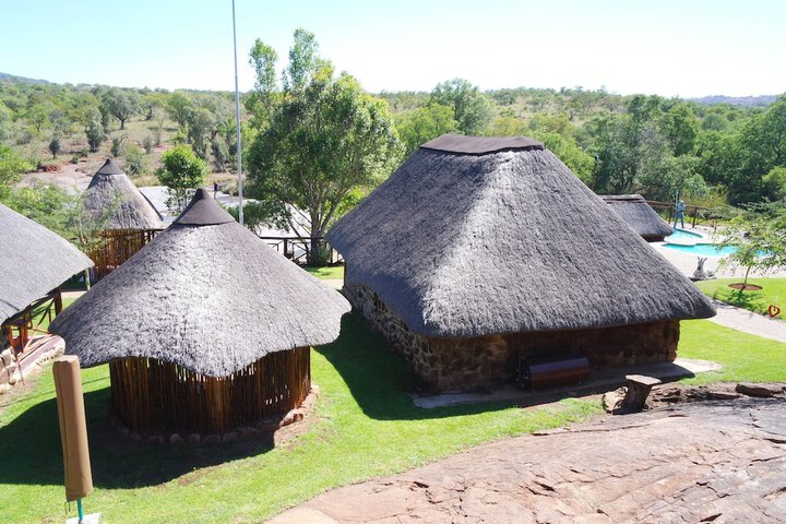 Hotel Exterior 17 of 23