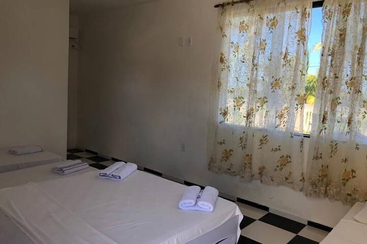 Room 10 of 27