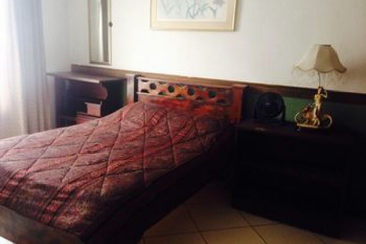 Room 6 of 15