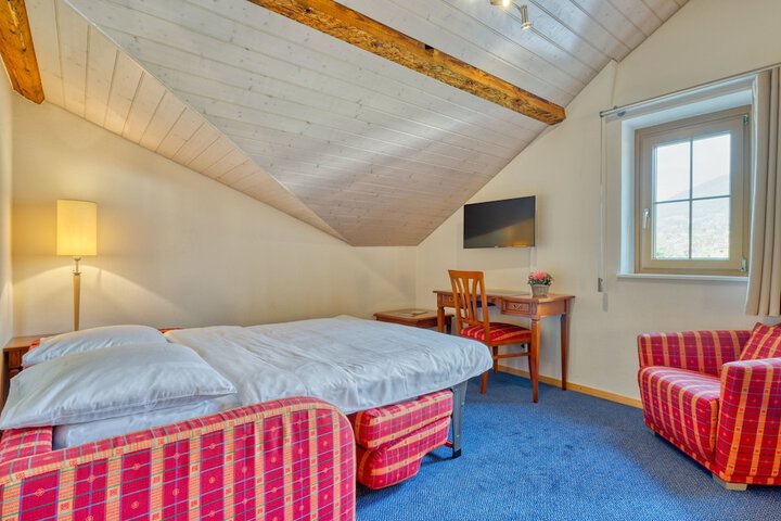 Room 14 of 124