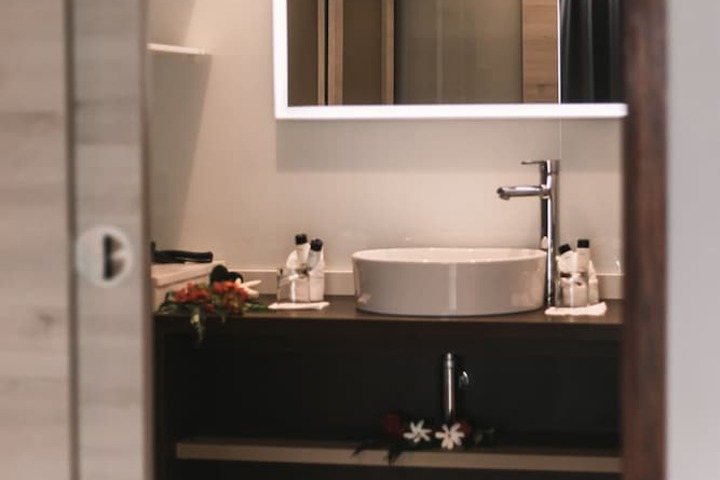 Room 35 of 86