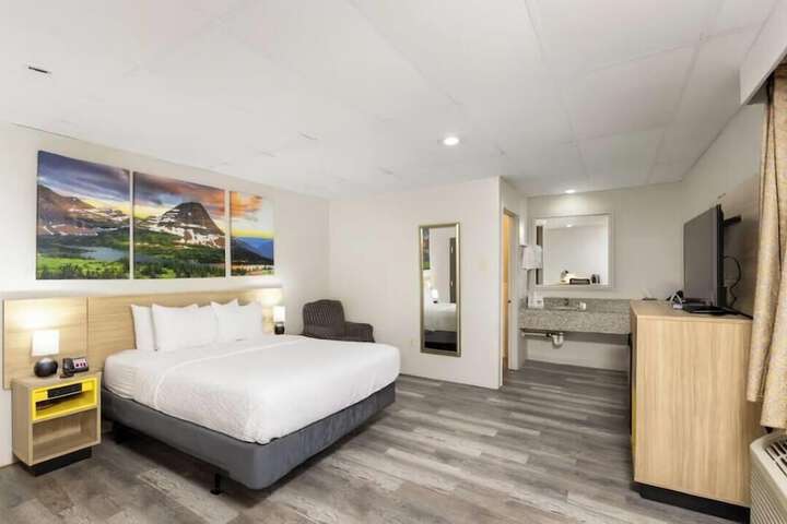 Days Inn by Wyndham Wheatland in Wheatland, WY