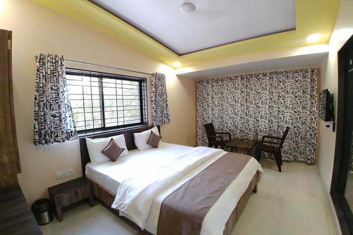 Hotel Interior 27 of 36