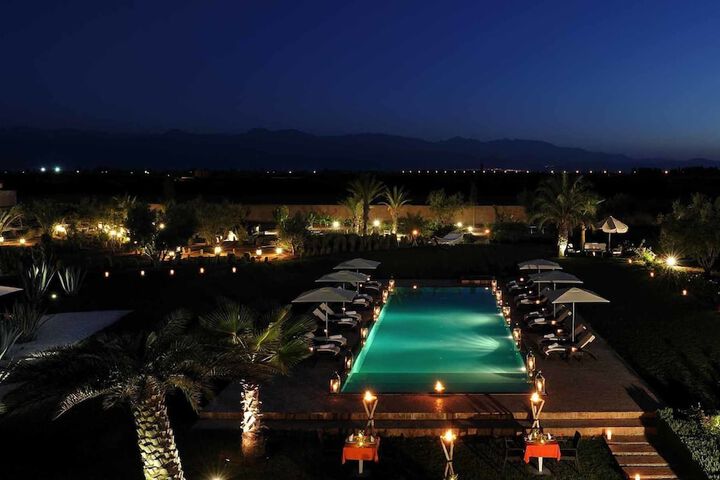 Pool Hotel