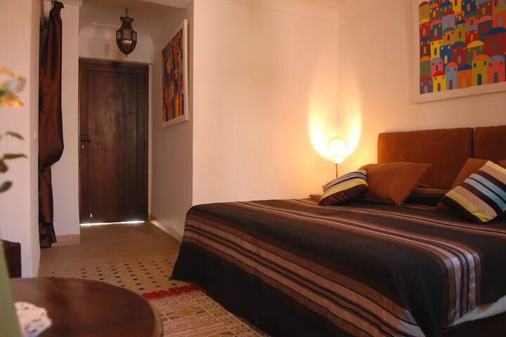 Room 17 of 159
