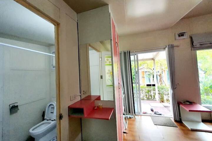 Room 62 of 195