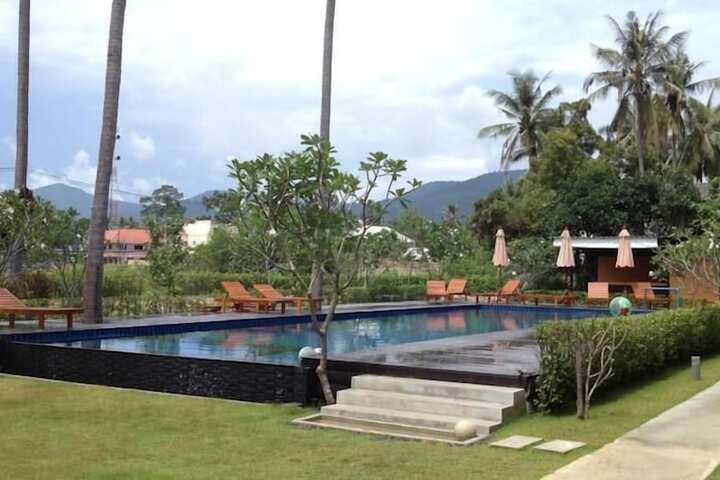 Pool Hotel
