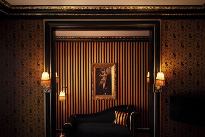 Room 62 of 113