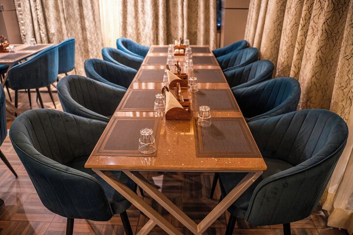Dining 20 of 21