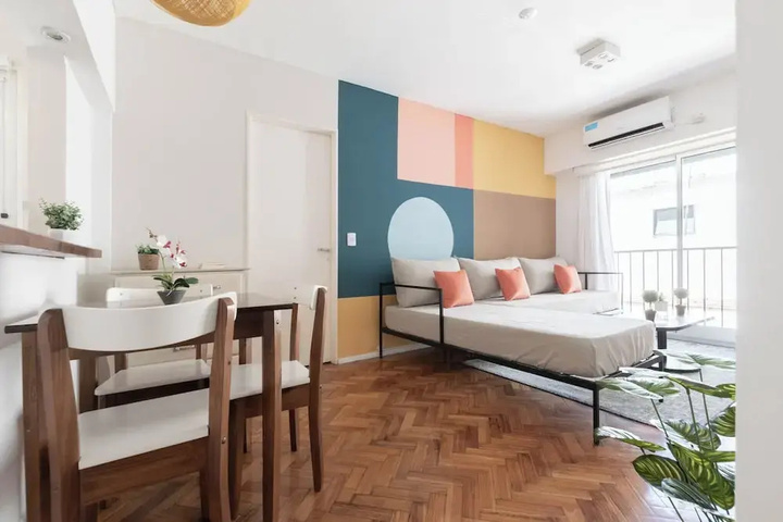 Room 4 of 5