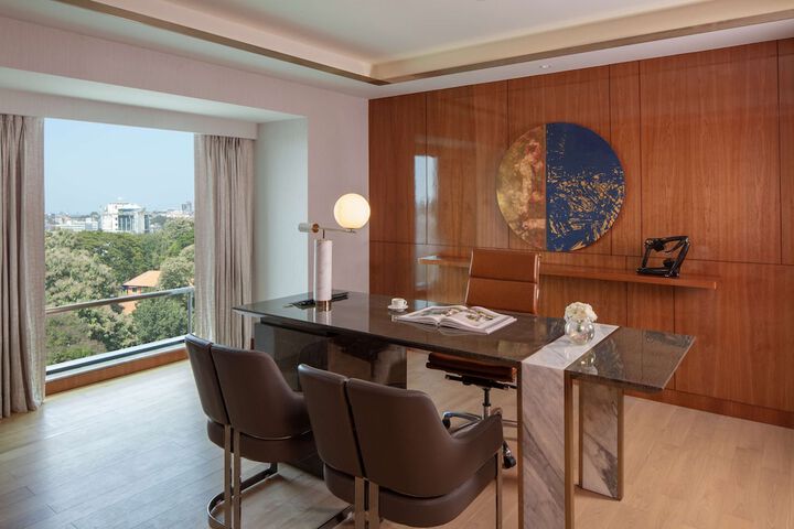 Room 8 of 65