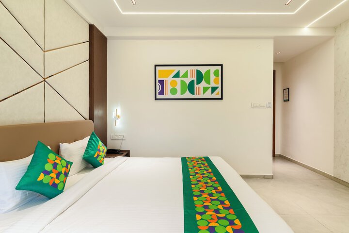 Room 7 of 38
