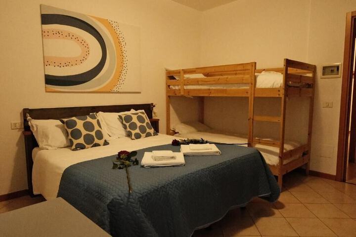 Room 16 of 81