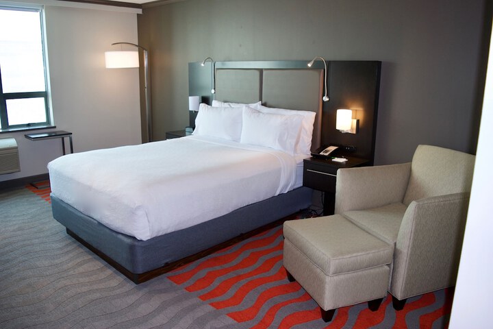 Room 4 of 53