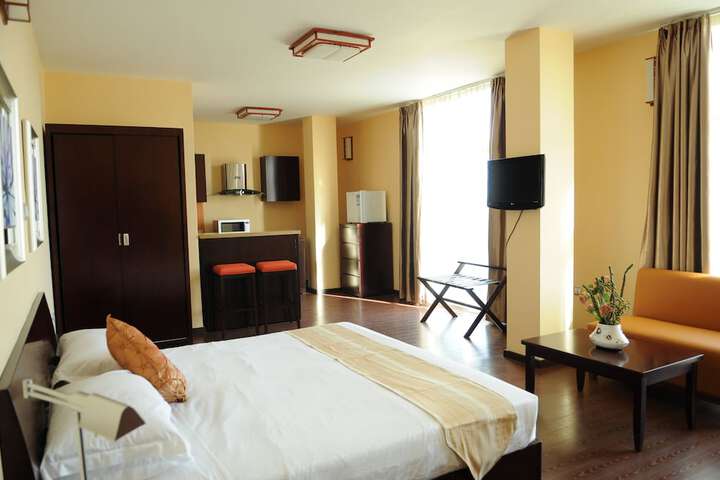 Room 5 of 20