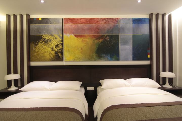 Room 9 of 59